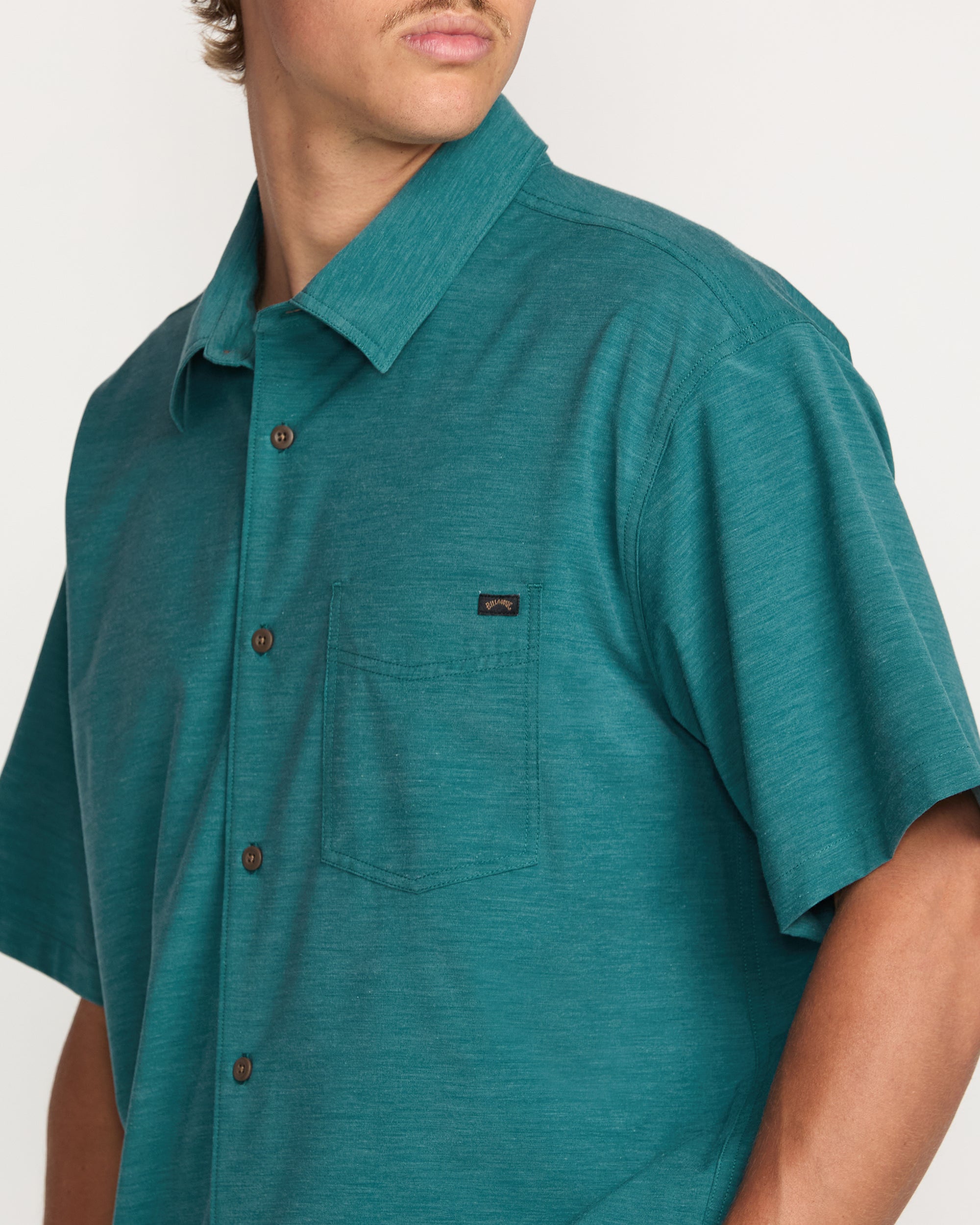 Surftrek Transit Short Sleeve Shirt - Marine - Image 2