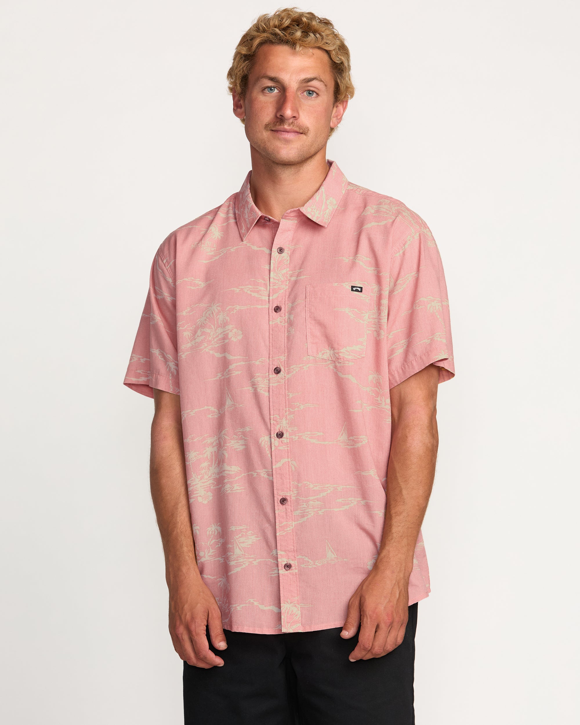 Sundays Short Sleeve Shirt - Dust Red