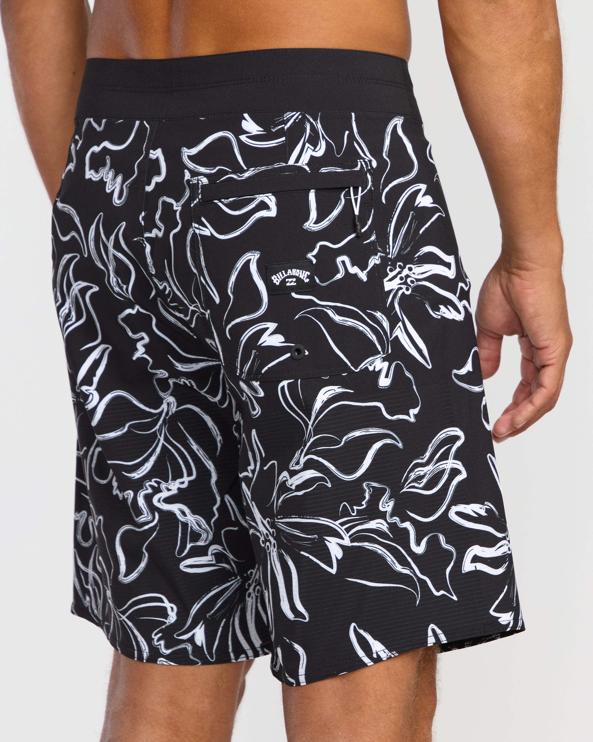 Sundays Airlite 19 Boardshorts - Black White - Image 8