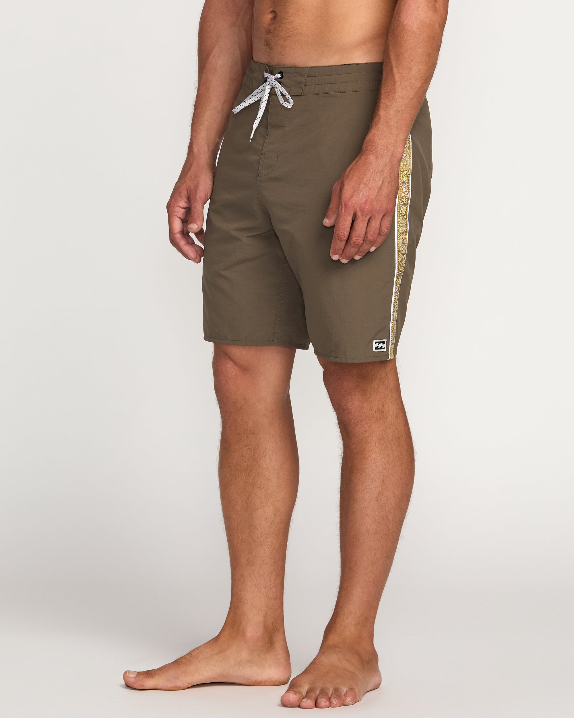 Wategos Lo Tide 19 Boardshorts - Brown - Image 7