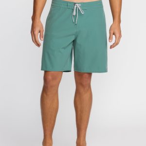 Wategos Lo Tide 19 Boardshorts - Sage Green