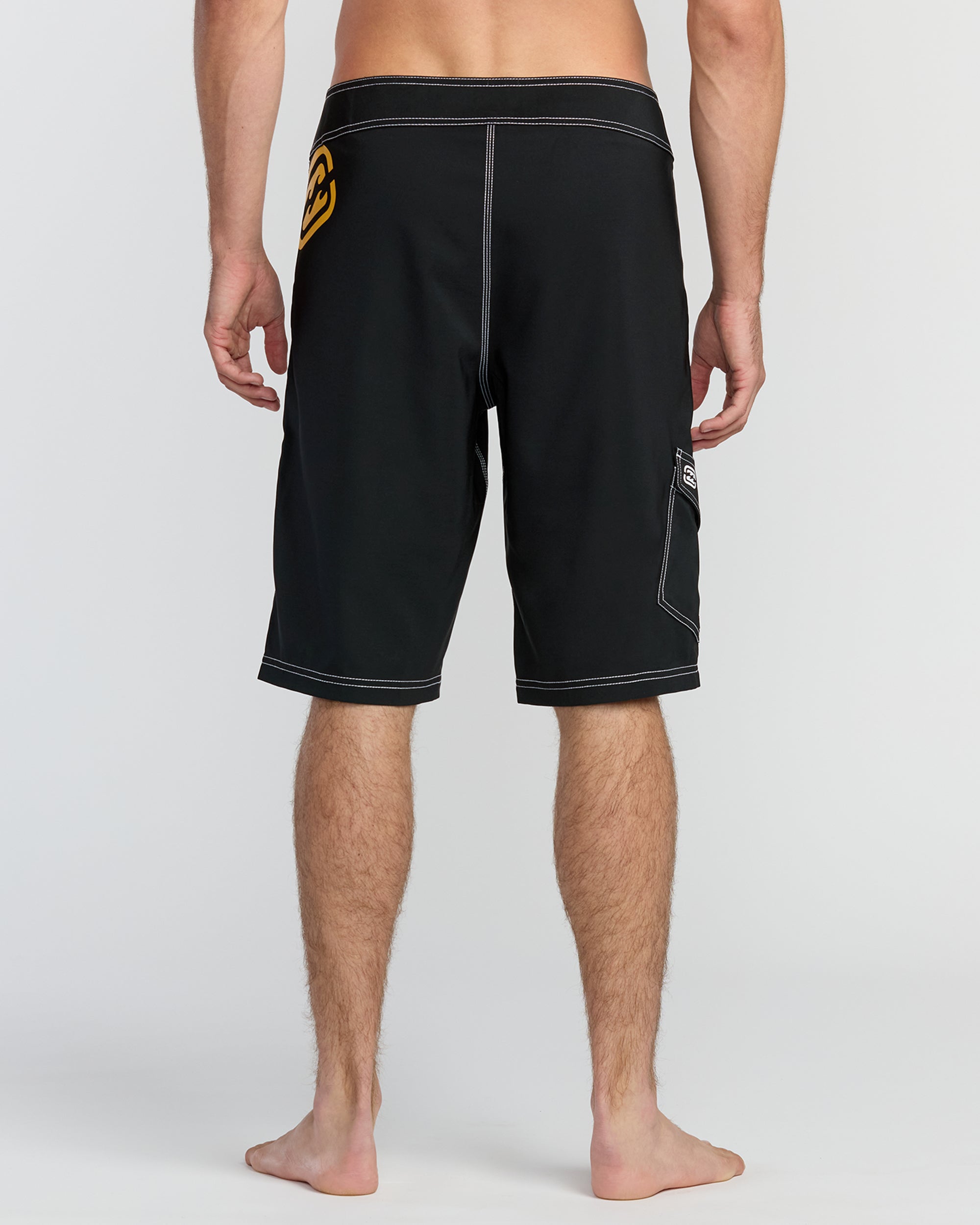 Bracket Pro 21 Boardshorts - Black - Image 2