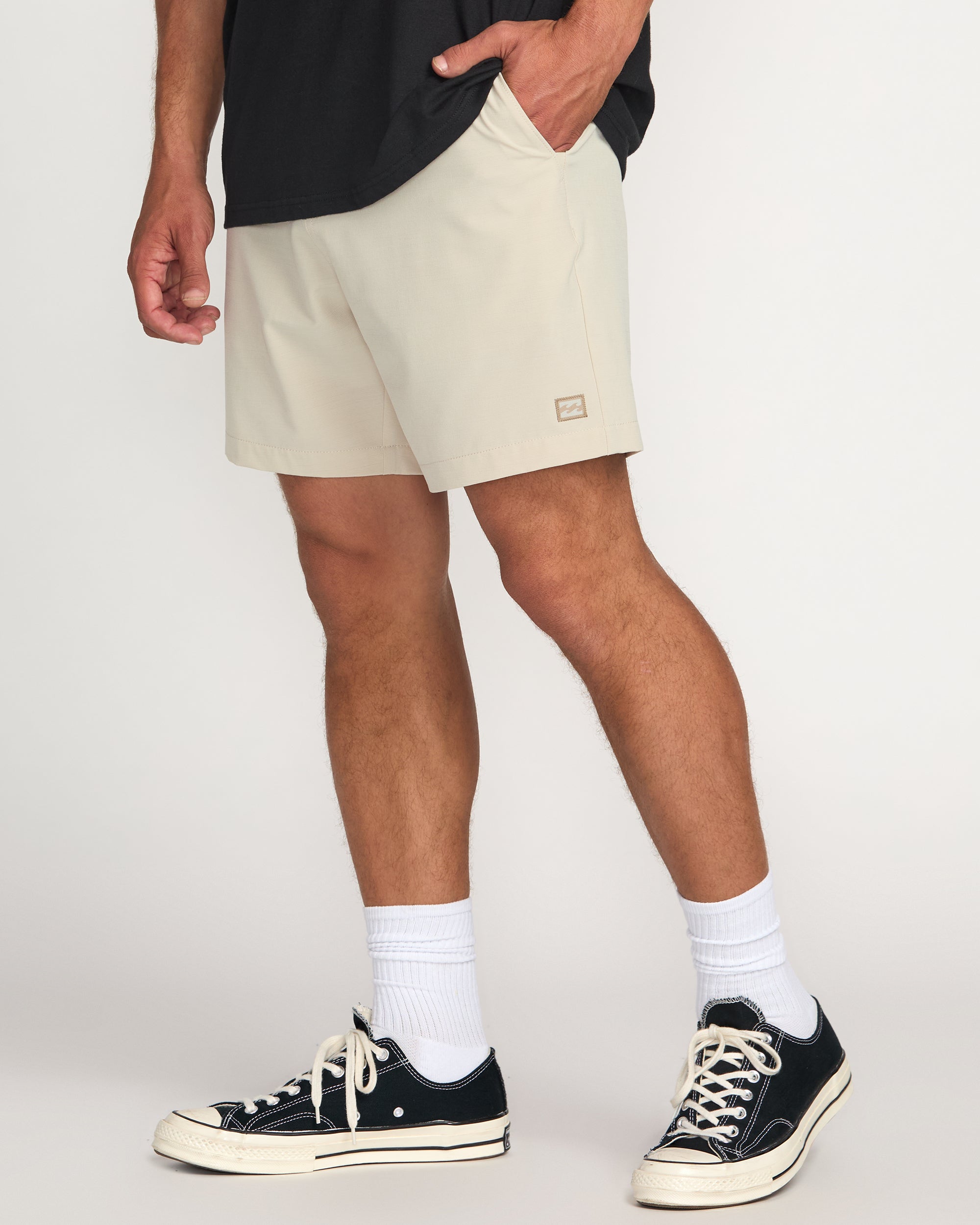 Crossfire Submersible 17 Hybrid Shorts - Sand - Image 6