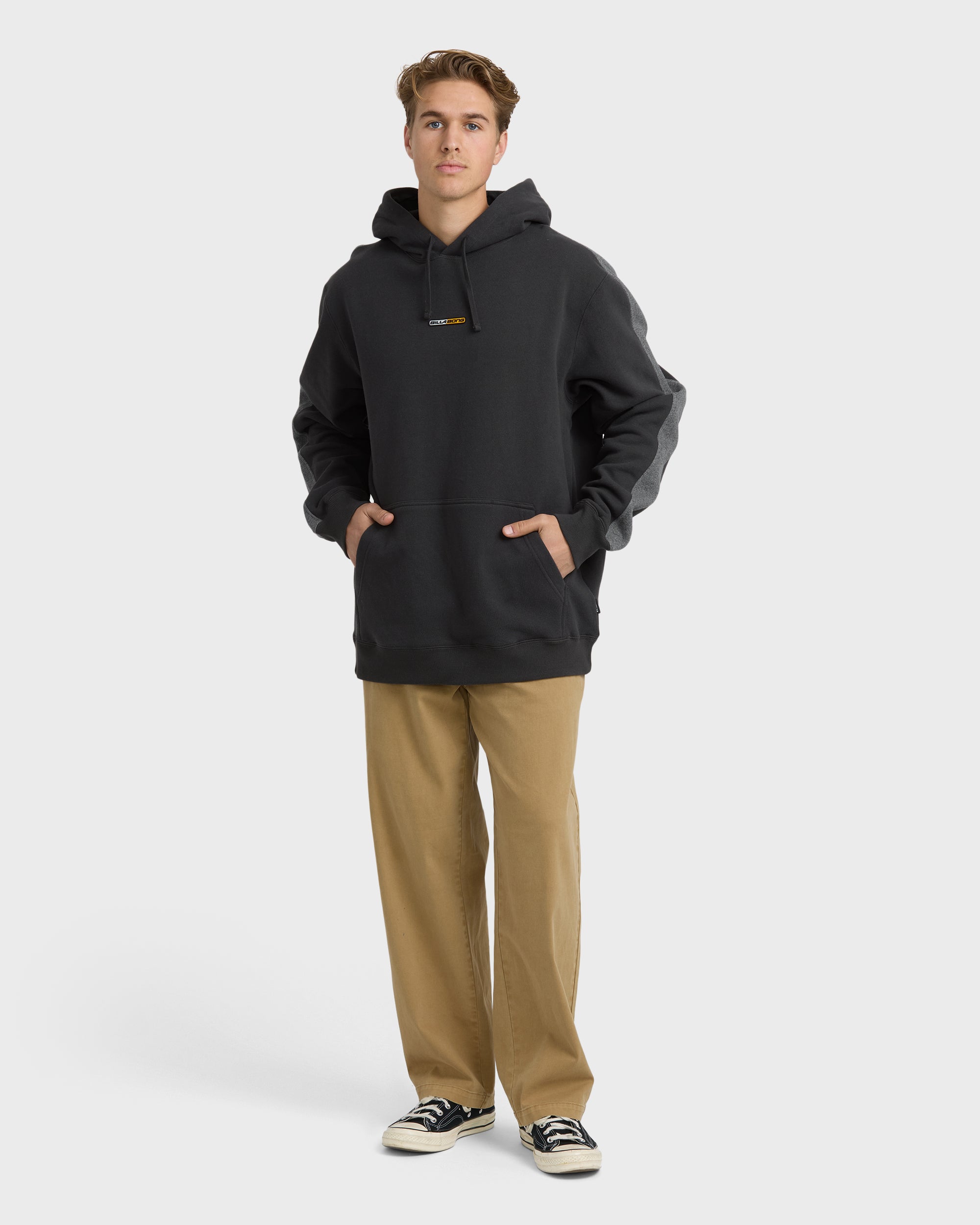 Iconic Sweatshirt - Washed Black - Image 4